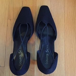 Black size 8 Laura Scott black heels